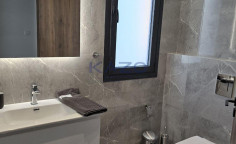 Modern fully furnished 6 bedroom villa with sea view in Parekklisia 