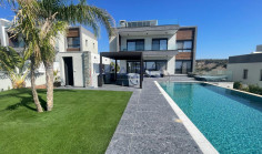 Brand new four bedroom luxury villa with panoramic view for rent in Pareklissia area 
