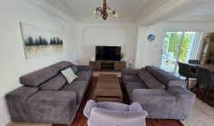 4 bedrooms house to rent in Pernera