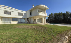 5 bedroom house for sale in Nisou
