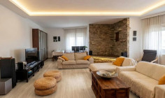 3 apartment to rent in Acropolis