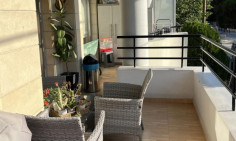 3 bedrooms apartment for sale in Lykabittos