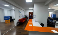 Modern renovated 800 m2 office in Mesa Geitonia and 250 m2 covered roof garden 