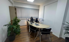 Modern renovated 800 m2 office in Mesa Geitonia and 250 m2 covered roof garden 