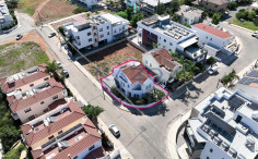 Four-bedroom house with attic in Lakatamia, Nicosia 