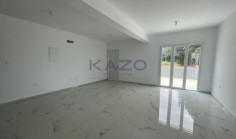 Modern detached house with 2 bedrooms in green Asomatos 