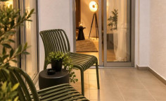 Two bed apartment to rent in Agioi Omologites