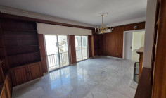 4 bedroom apartment to rent in Lykabittos