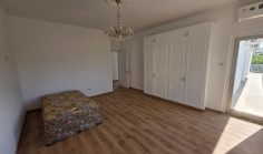 4 bedroom apartment to rent in Lykabittos