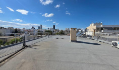 4 bedroom apartment to rent in Lykabittos