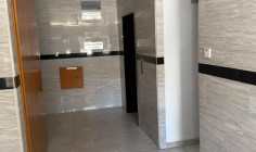Commercial to rent Acropolis