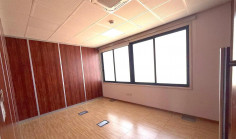 Commercial to rent Acropolis