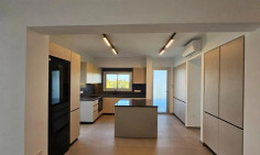 3 bed apartment to rent in Strovolos