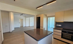 3 bed apartment to rent in Strovolos