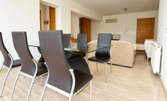 2 bed apartment to rent in Aglantzia