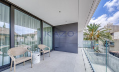 Furnished 2-bed apartment in Columbia with city views 