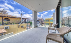 Furnished 2-bed apartment in Columbia with city views 
