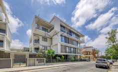 Furnished 2-bed apartment in Columbia with city views 