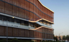 Spacious modern office space in Kapsalos 