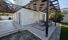 4 bedroom house to rent in Pernera