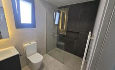 1 bed apartment to rent in Makedonitissa