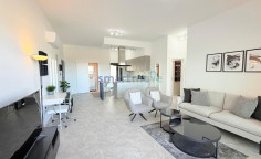 2 bedroom modern apartment sea views Ayios Athanasios 