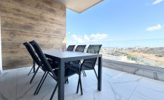 2 bedroom modern apartment sea views Ayios Athanasios 