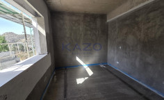 Top floor 3 + 1 bedroom apartment with a private roof garden in Fasoula 