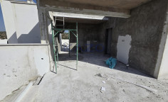 Top floor 3 + 1 bedroom apartment with a private roof garden in Fasoula 