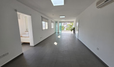 3 beds apartment to rent in Agioi Omologites