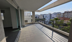 3 beds apartment to rent in Agioi Omologites