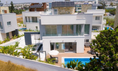 For bedroom house to rent in Ayia Napa