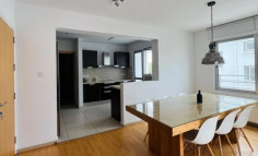 3 bedroom apartment to rent in Agios Dometios