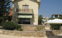Luxury 4 bedroom villa with swimming pool for sale in Konia
