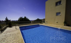 Large 2 bedroom furnished apartment with swimming pool for sale in Peyia