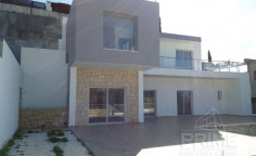 3 bedroom villa for sale in Tsada