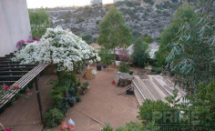 Lovely 4 bedroom villa for sale in Agia Fyla