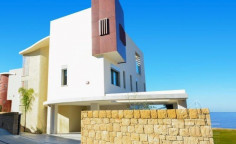 4 bedroom villa for sale in Chloraka