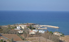 3 bedroom bungalow with swimming pool for sale in Pomos