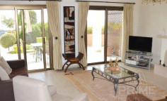 Large 3 bedroom villa for sale in Kouklia
