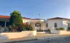 Luxury 6 bedroom villa with swimming pool for sale in Tala