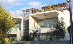 3 bedroom furnished penthouse for sale in Chalomantres