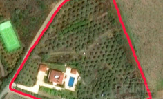 7 bedroom villa with swimming pool for sale in Monagroulli