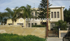 4 bedrooms house with swimming pool for sale in Engomi
