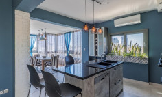 3 bedroom furnished penthouse for sale in Neapolis