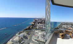 4 bedroom furnished apartment with swimming pool for sale in Mouttagiaka
