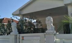 Lovely 3 bedroom house with swimming pool for sale in Parekklisia
