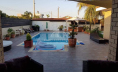 4 bedroom house with swimming pool for sale in Erimi