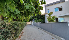 4 bedrooms house with swimming pool for sale in Agios Athanasios
