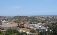 Large 4 bedroom apartment with swimming pool for sale in Germasogeia